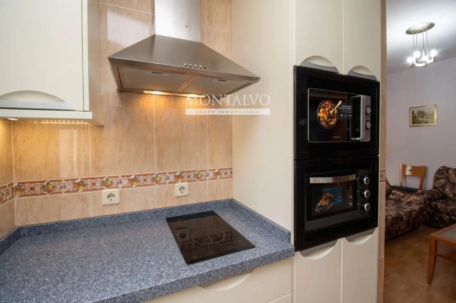 Cuina de Apartament de lloguer en Atarfe amb Terrassa, Moblat i Balcó