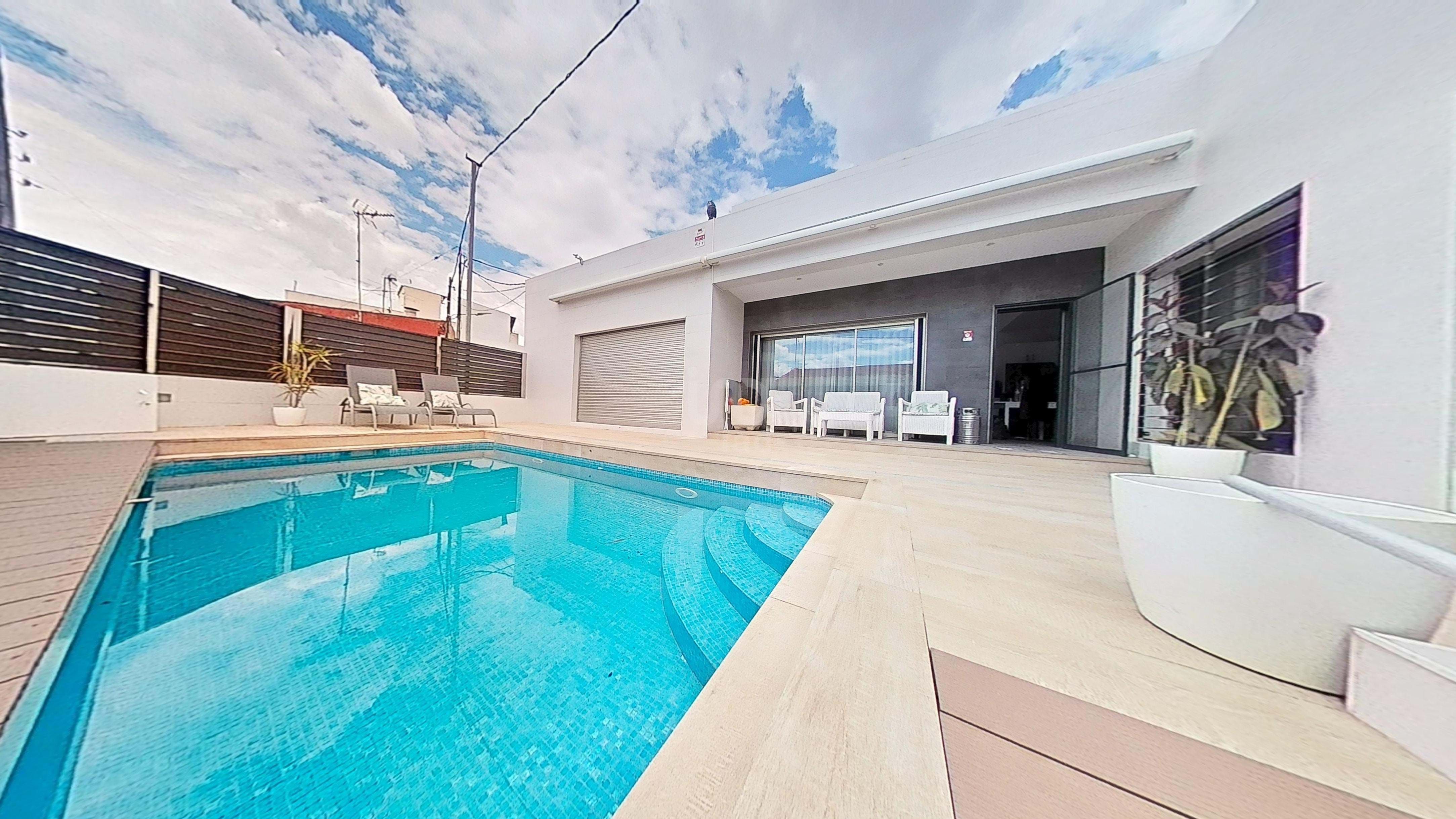 Swimming pool of House or chalet for sale in Catral  with Air Conditioner, Heating and Terrace