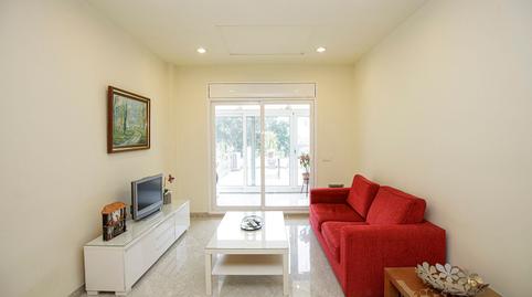 Foto 2 de Pis de lloguer a Plaza Rafael Albertí, Taialà - Germans Sabat, Girona