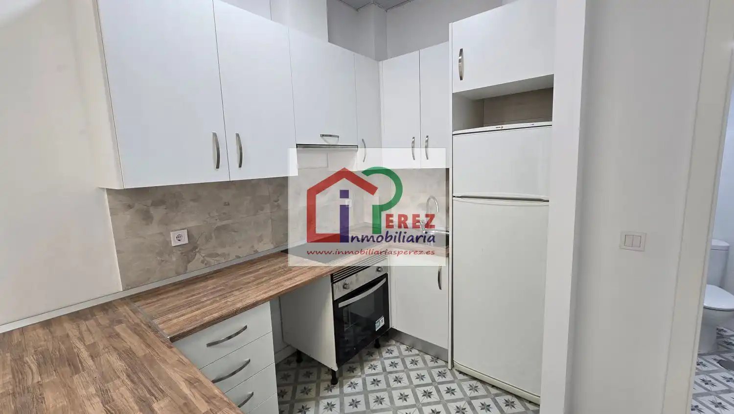 Cocina de Piso de alquiler en Humanes de Madrid con Aire acondicionado y Trastero