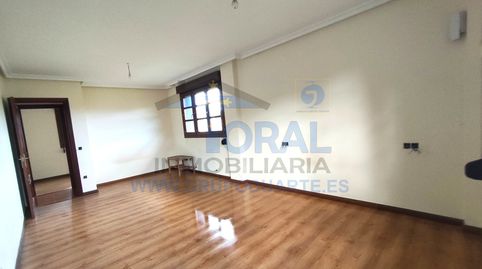 Foto 5 de Casa o xalet en venda a Urbanización Pueblo Asturiano, 47, Nava, Asturias