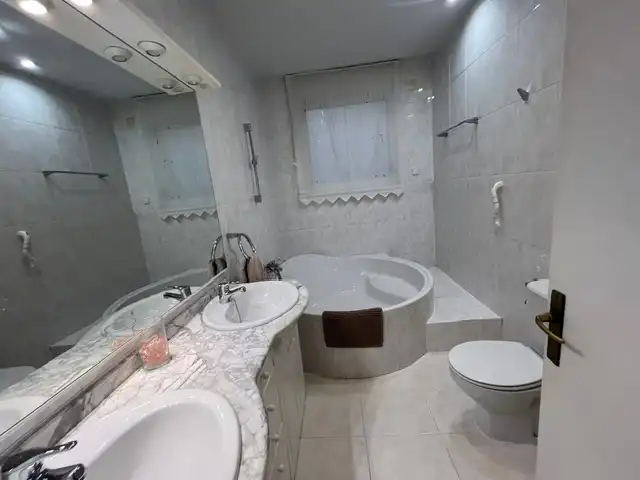 House with terrace for sale in Centre - Sant Oleguer, imagen 7