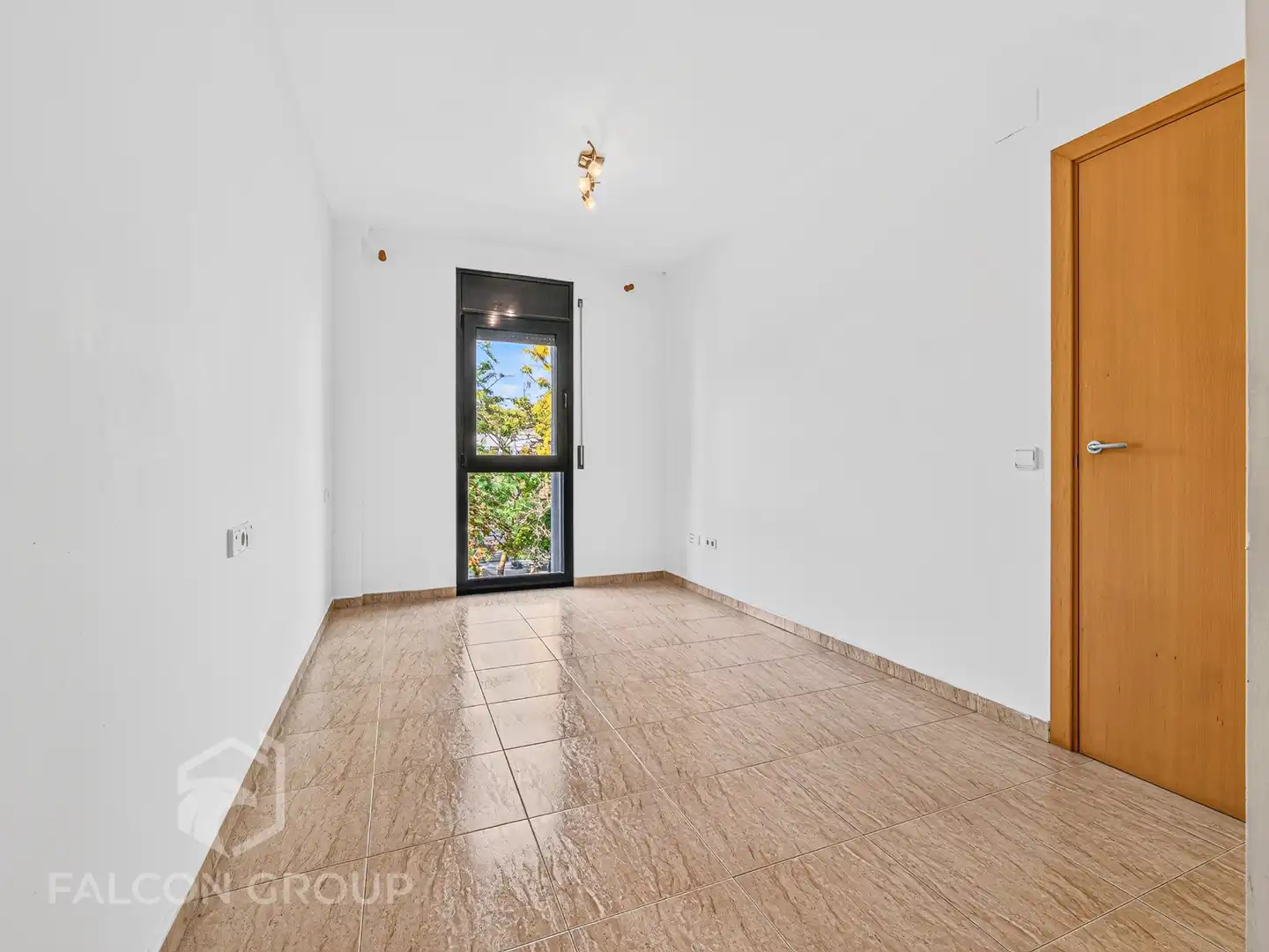 Habitación de Piso en venta en Vilanova i la Geltrú con Trastero y Balcón