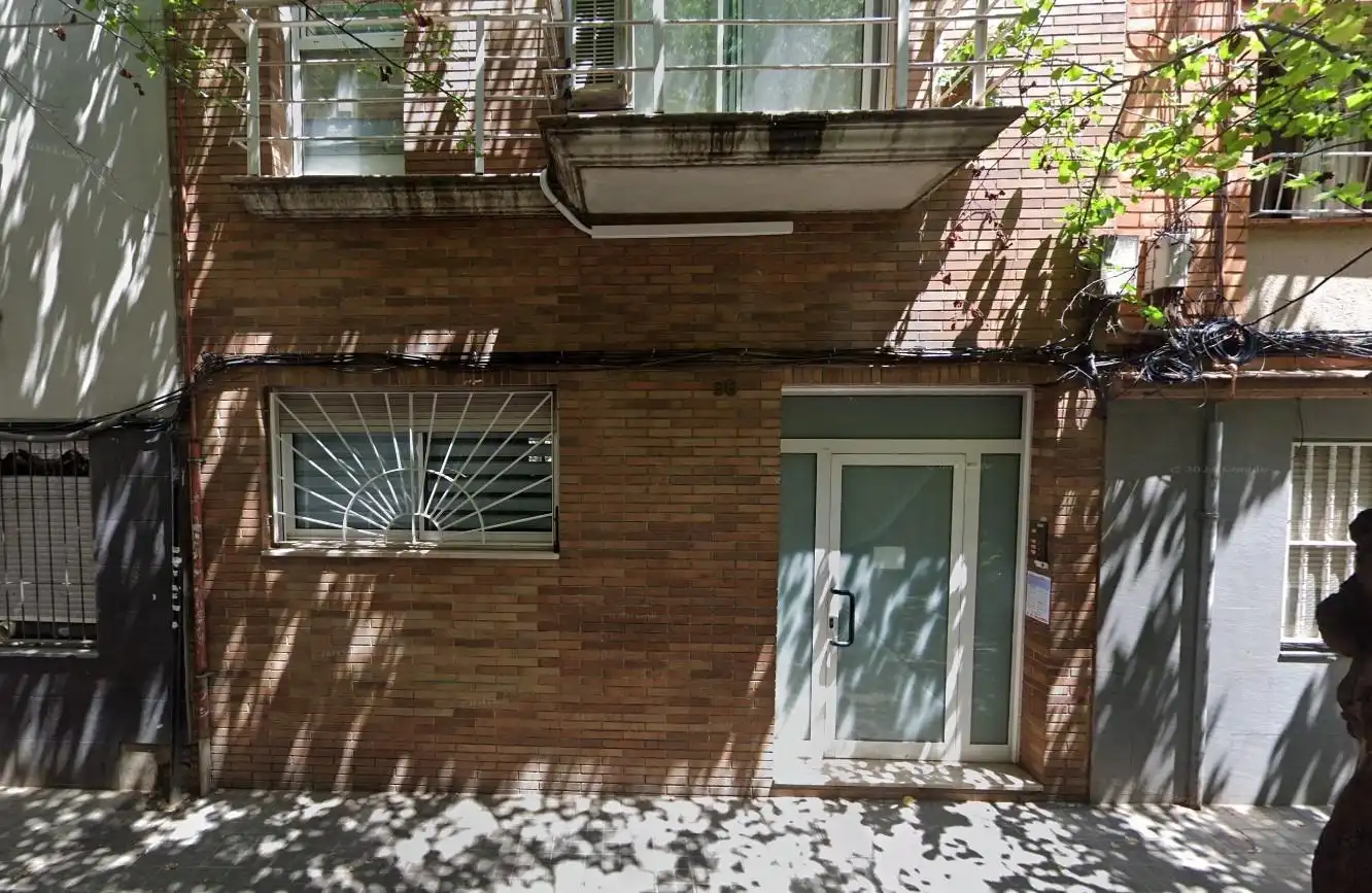 Flat for sale in Carrer Mare de deu de Lorda 96
