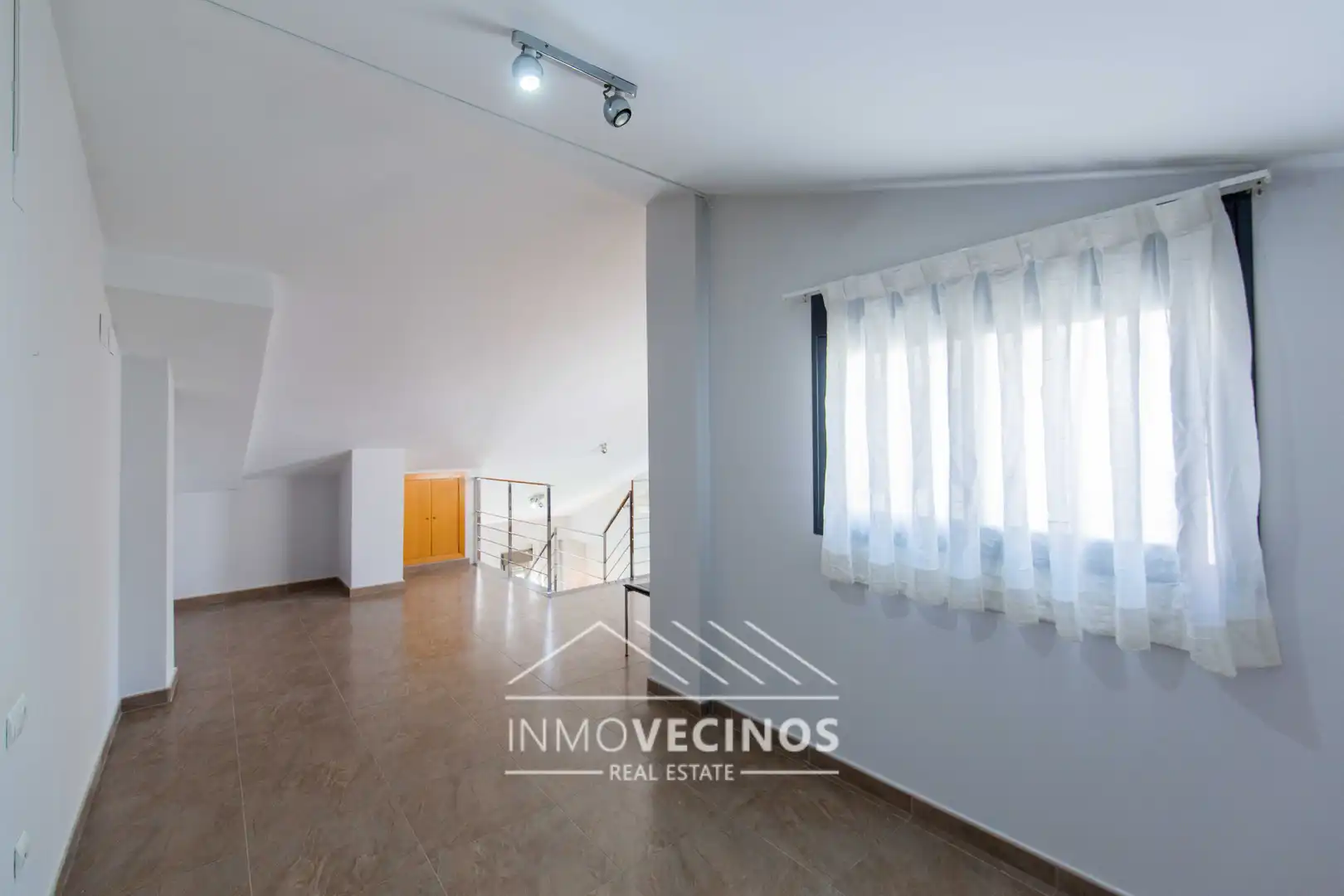 Sala d'estar de Dúplex de lloguer en Valencia amb Moblat