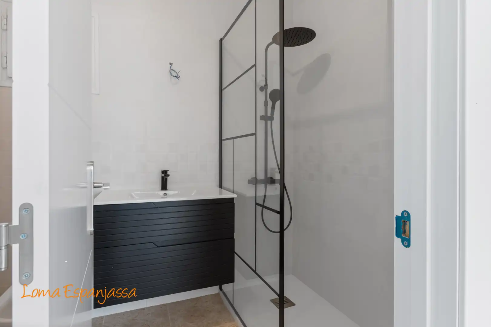 Baño de Casa o chalet en venta en Torrevieja con Aire acondicionado, Jardín privado y Piscina