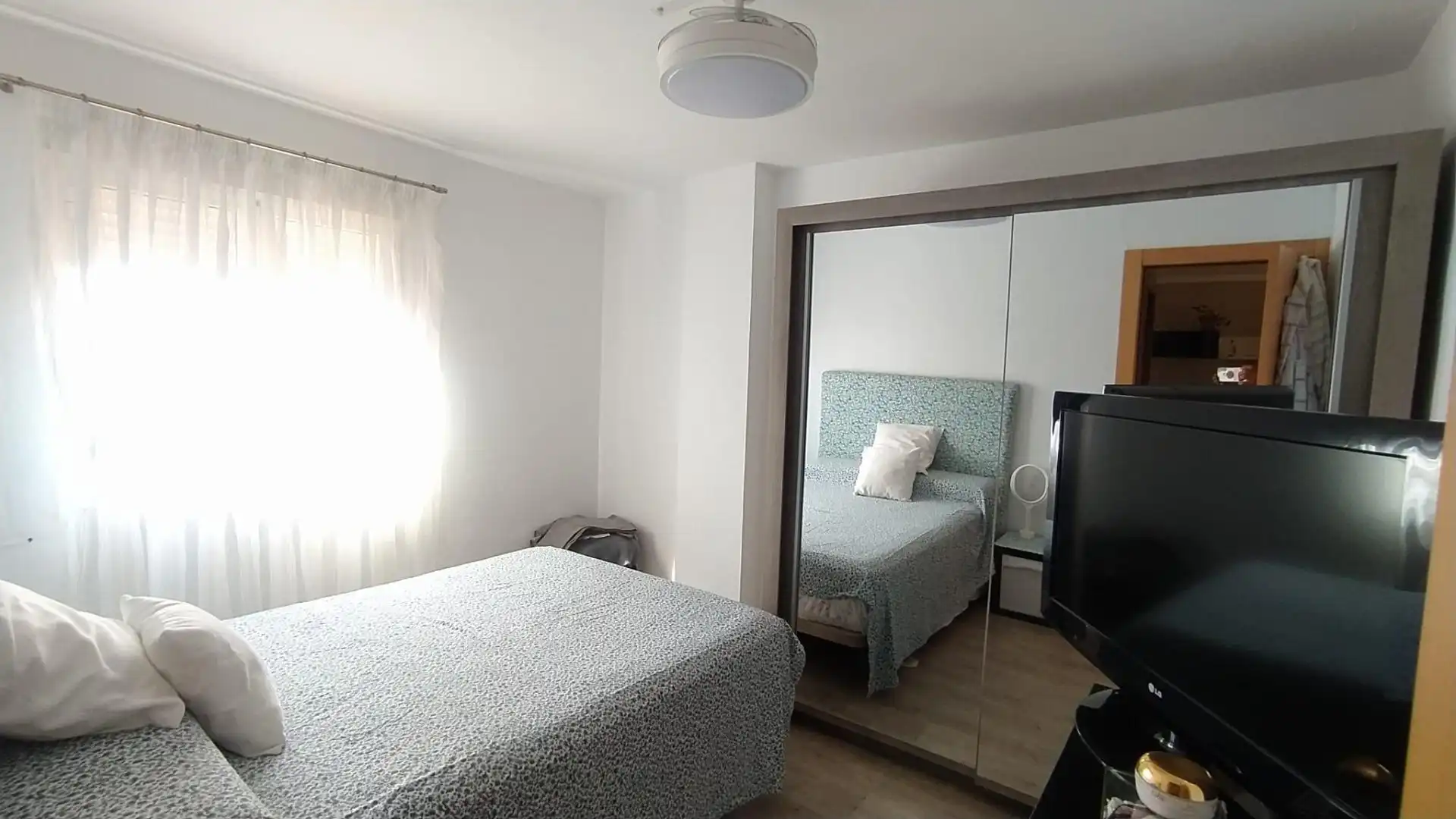 Dormitori de Pis en venda en Málaga amb Aire condicionat, Terrassa i Balcó