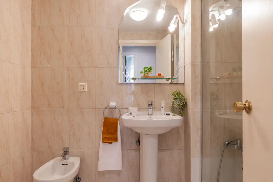 Bathroom of Flat for sale in Oiartzun, Gipuzkoa