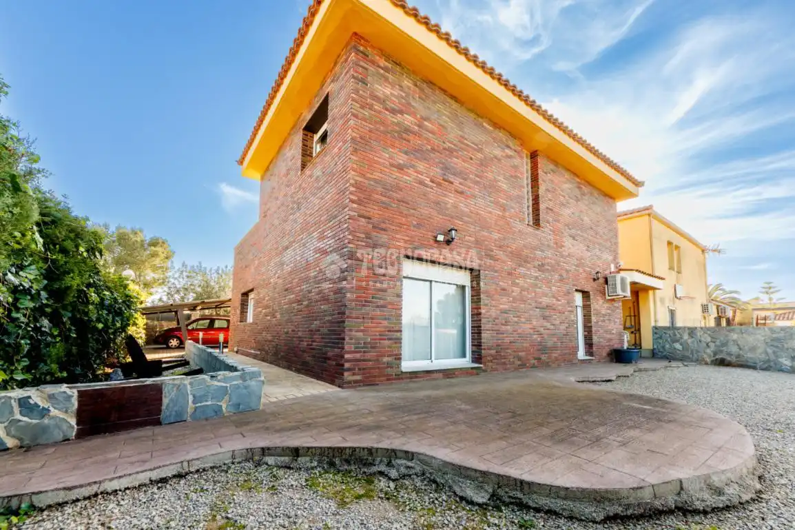 Vista exterior de Casa o chalet en venta en Tarragona con Aire acondicionado, Jardín privado y Terraza