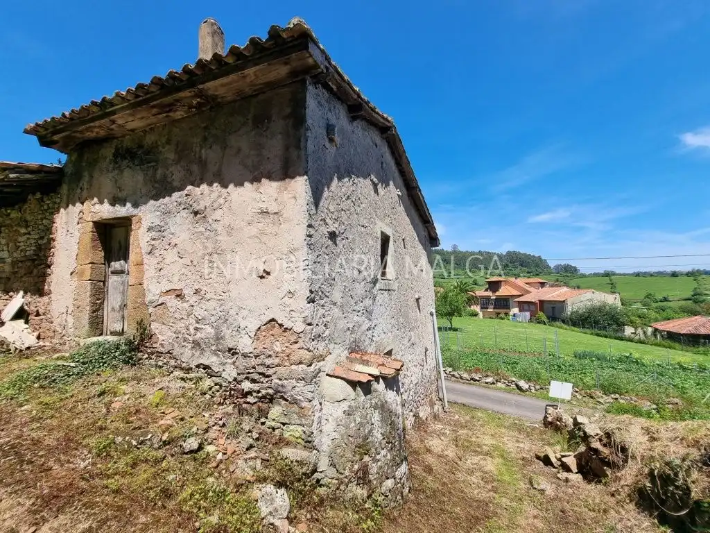 Casa o xalet en venda en Colunga amb Jardí privat