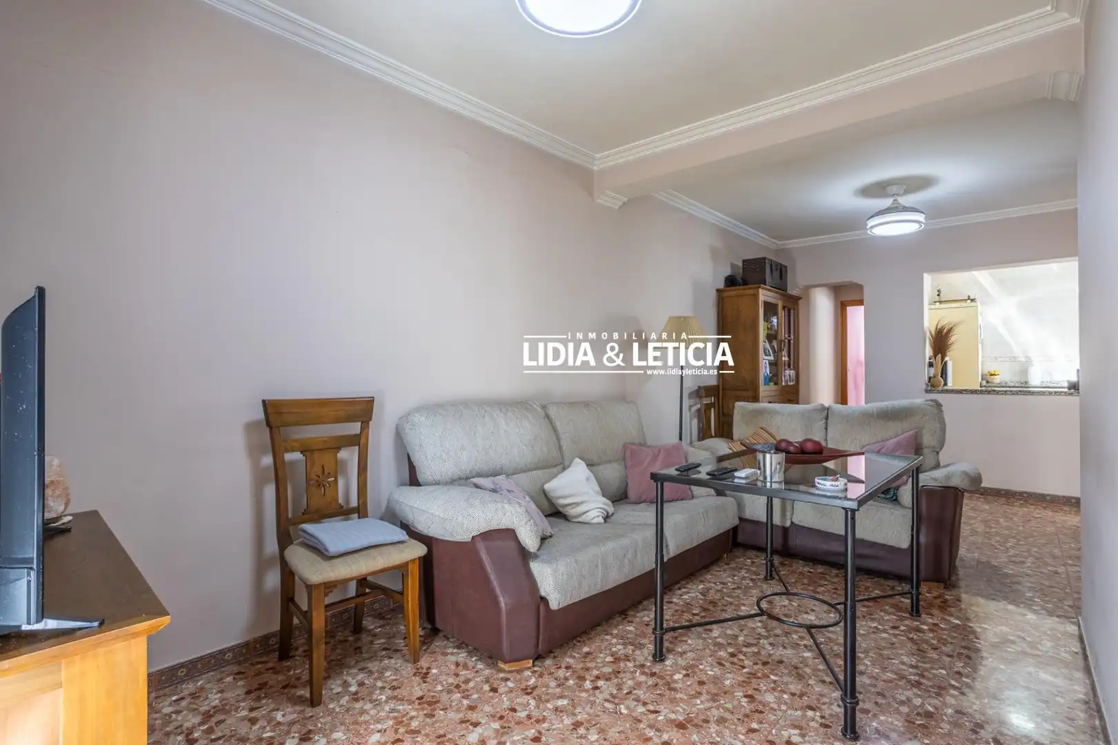 Sala d'estar de Casa o xalet en venda en Alcalá de Guadaira amb Aire condicionat, Calefacció i Terrassa