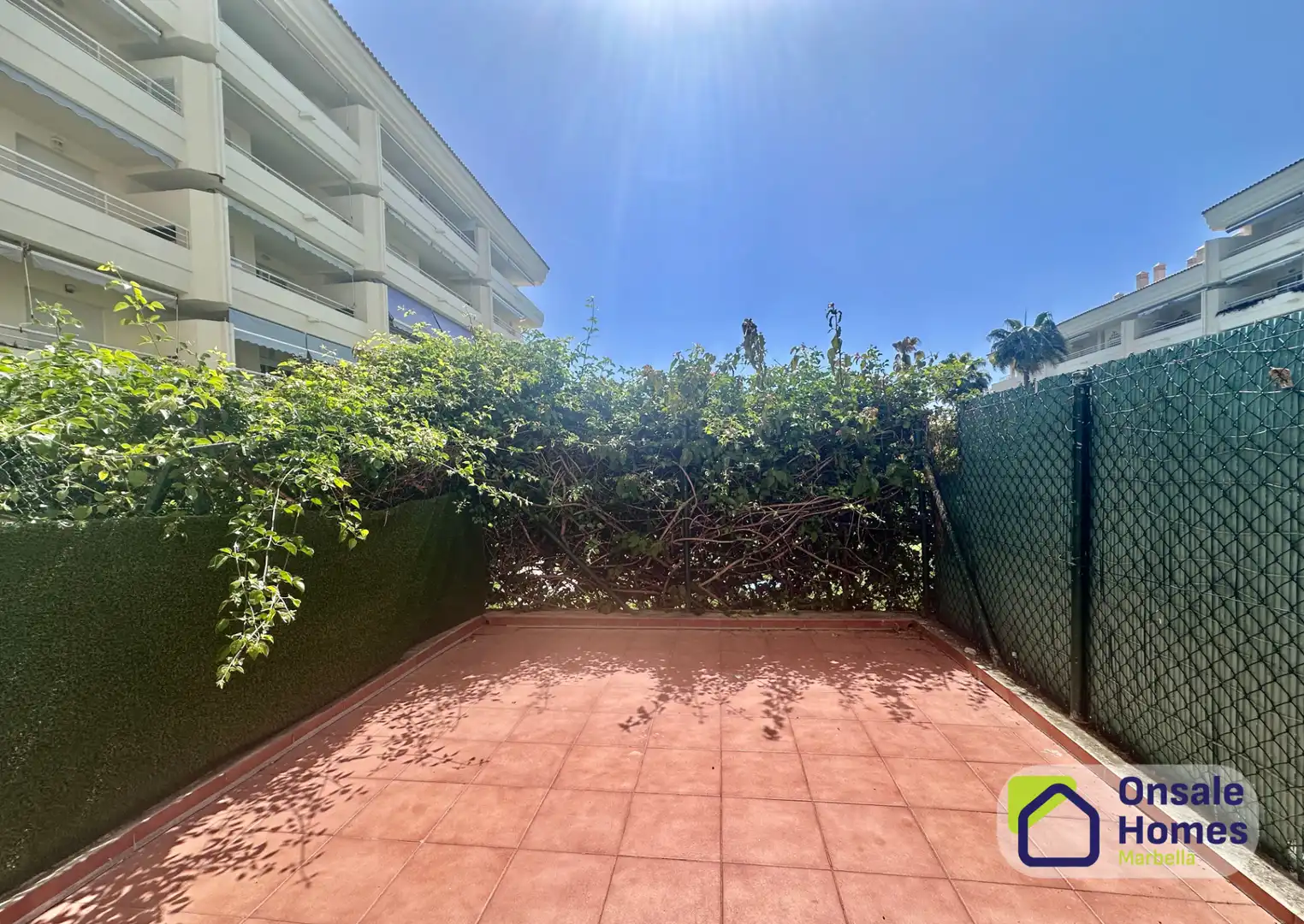 Terraza de Piso en venta en Marbella con Aire acondicionado, Terraza y Trastero