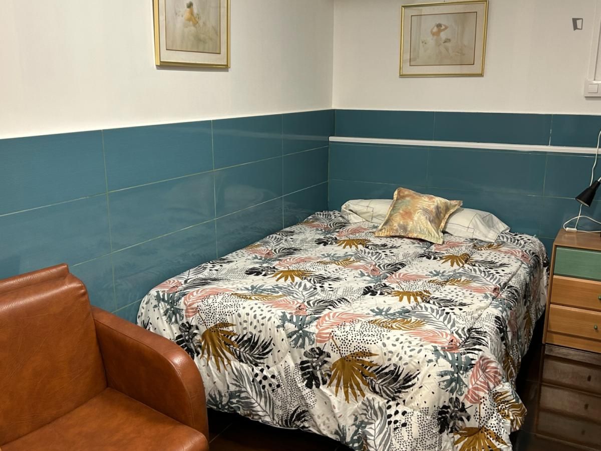 Bedroom of Study to rent in L'Hospitalet de Llobregat  with Air Conditioner, Heating and Furnished