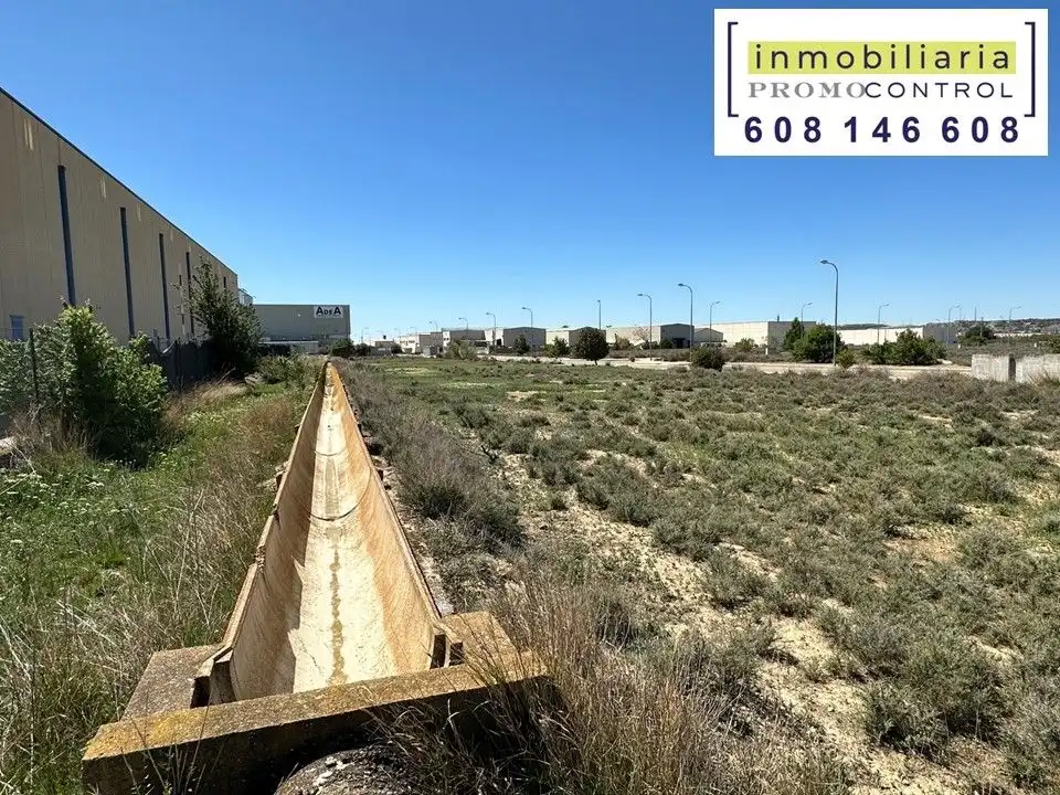 Terreny industrial en venda en Zuera