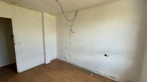 Foto 3 de Piso en venta en Calle Nicomedes Martin Mateo, Flores de Sil - La Placa, Ponferrada