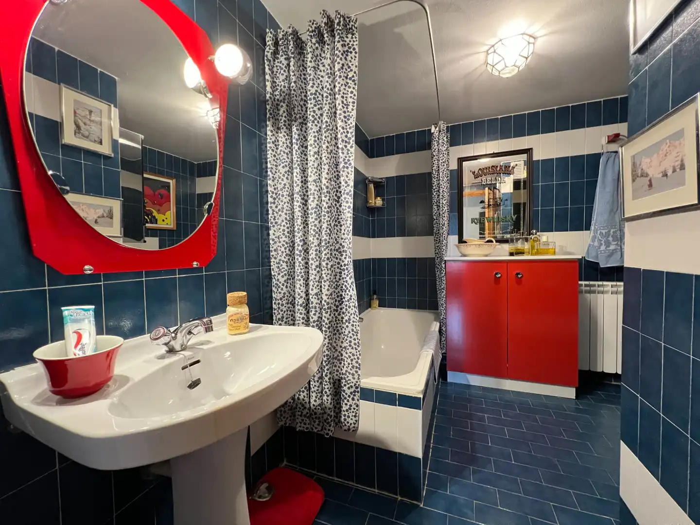 Bathroom of Attic for sale in Jaca  with Terrace and Community pool