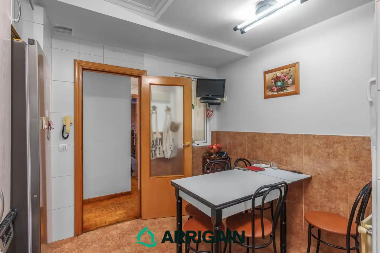 Piso en venta en Donostia - San Sebastián  con Calefacción, Trastero y Balcón