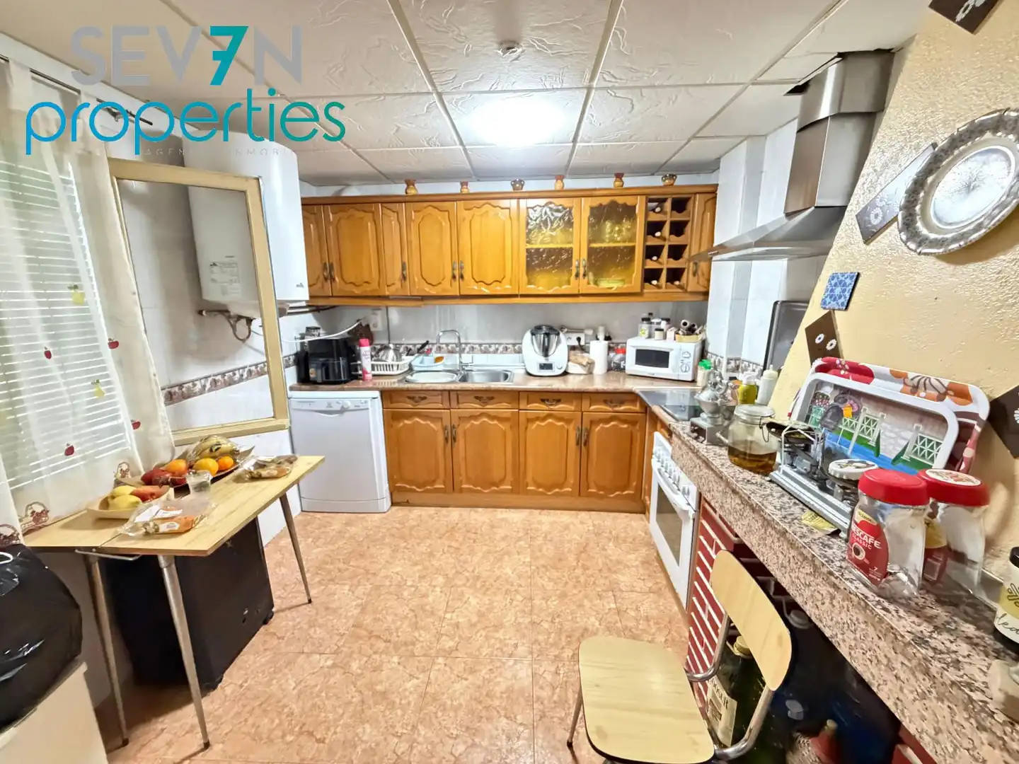 Kitchen of Detached homes for sale in Fuensalida  with Air Conditioner, Heating and Private garden
