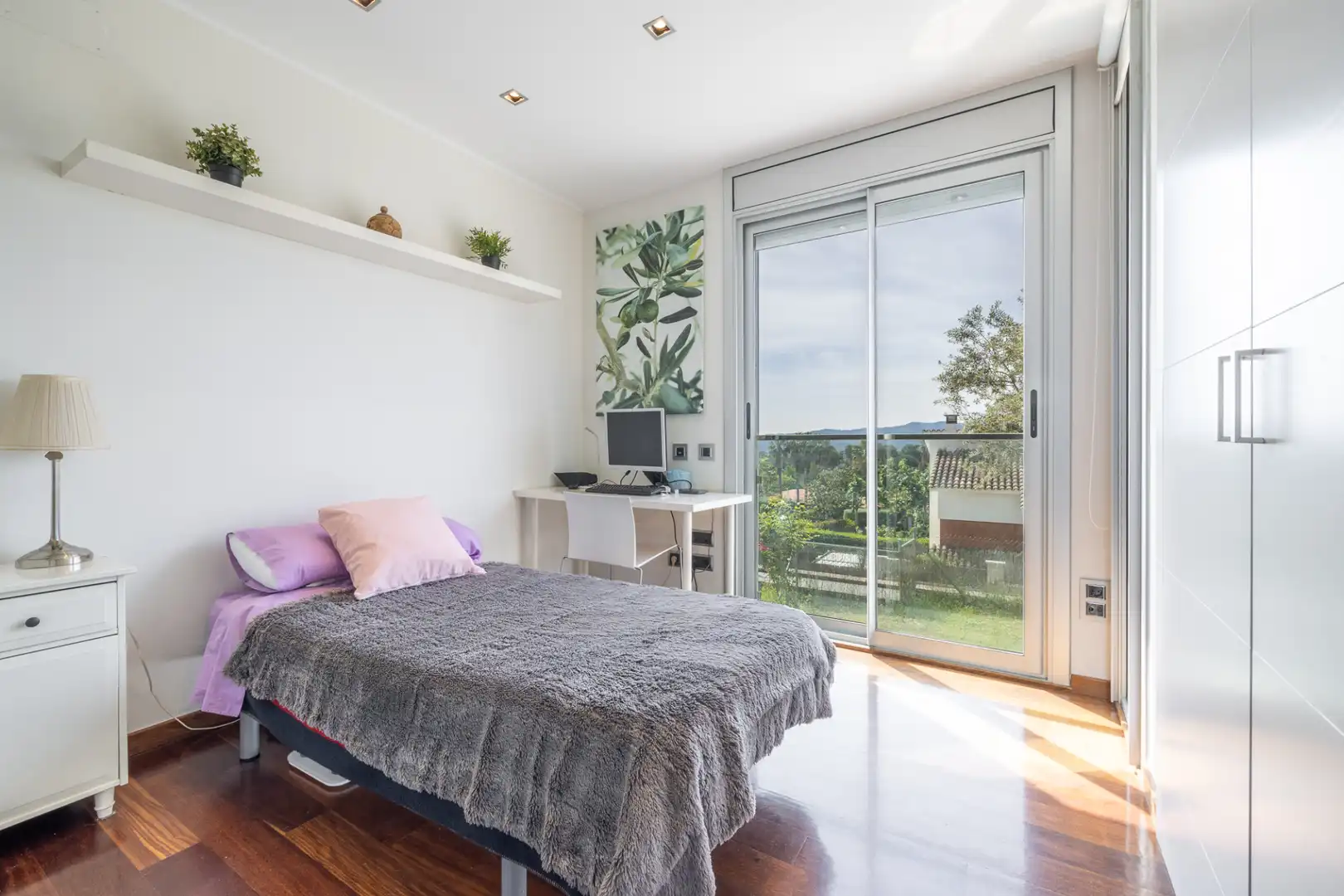 Bedroom of Houses for sale in Cerdanyola del Vallès  with Furnished