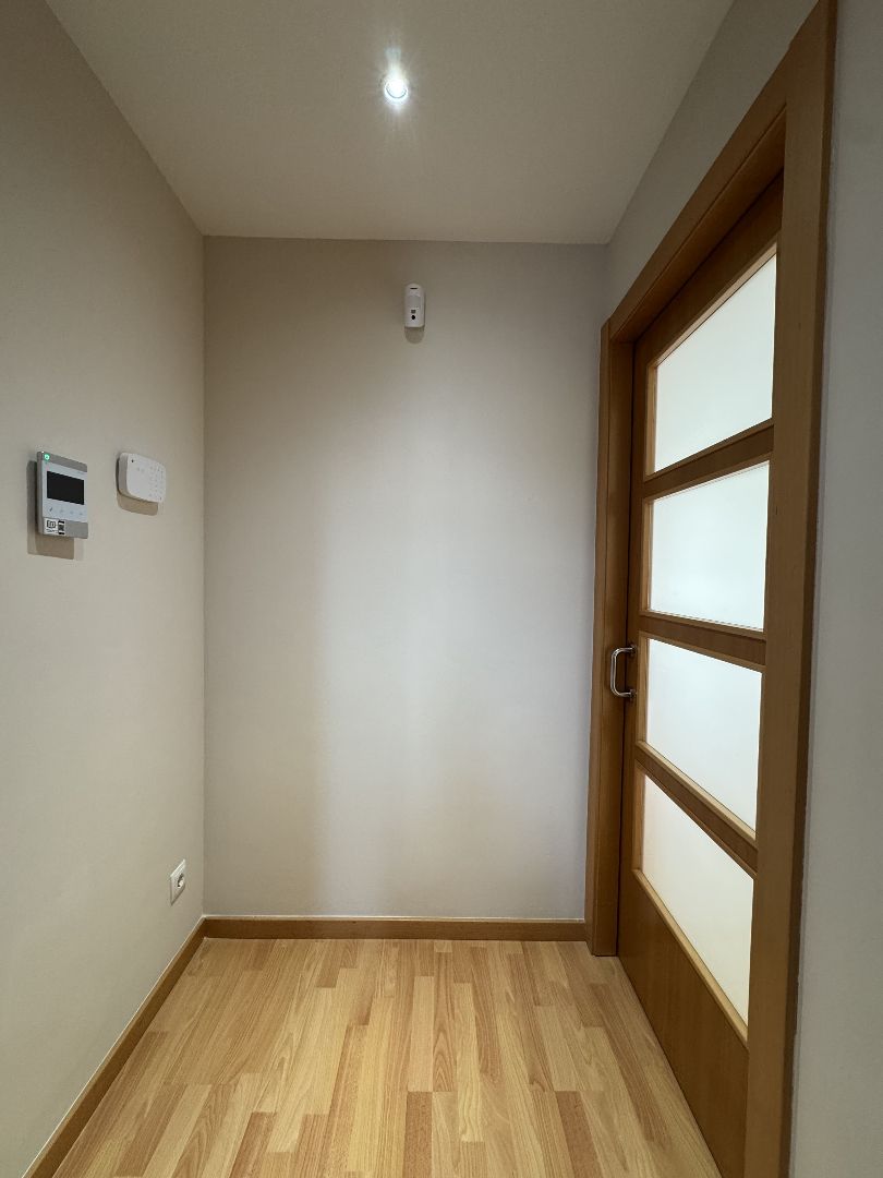 Flat for rent in Sabadell  with Air Conditioner, Heating and Parquet flooring