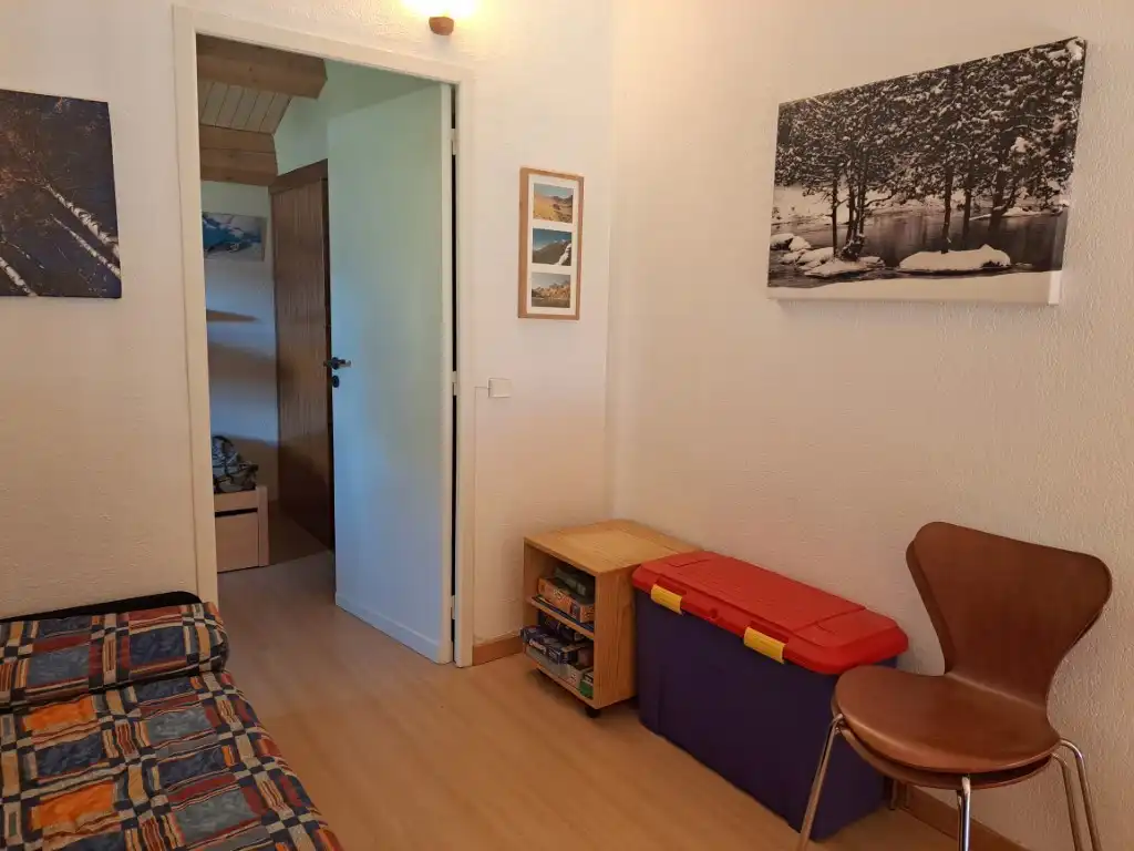 Habitación de Dúplex de alquiler en Puigcerdà con Calefacción, Parquet y Terraza