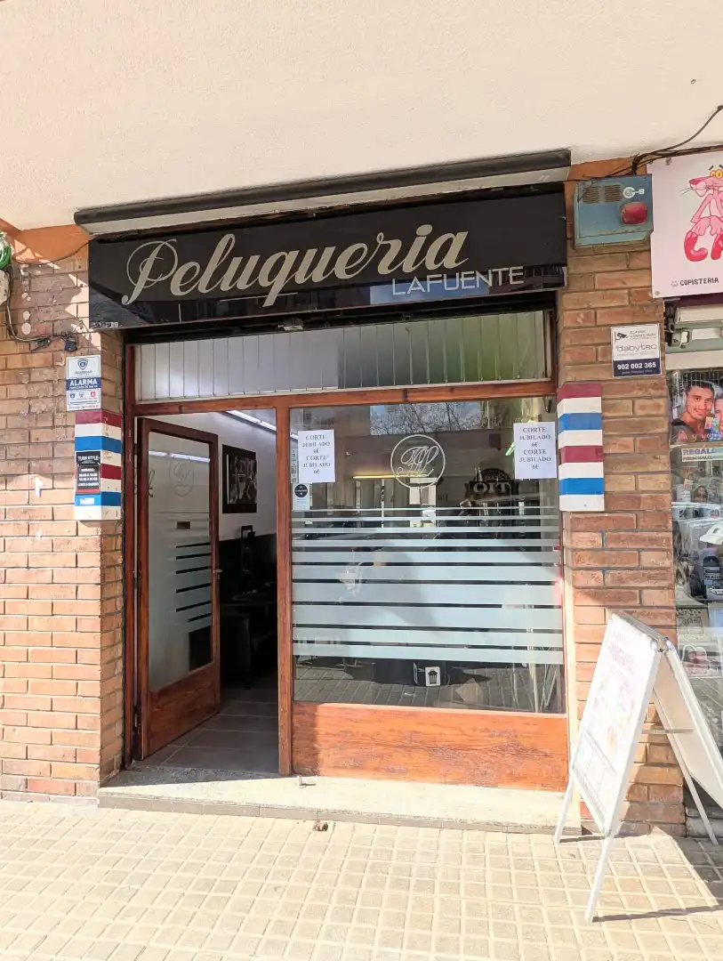 Local de lloguer en Badalona amb Aire condicionat i Moblat
