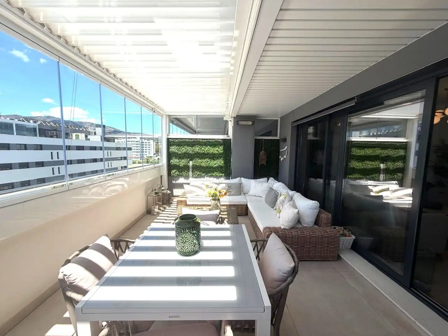 Terrasse von Dachboden zum Verkauf in Torremolinos mit Klimaanlage, Heizung und Terrasse