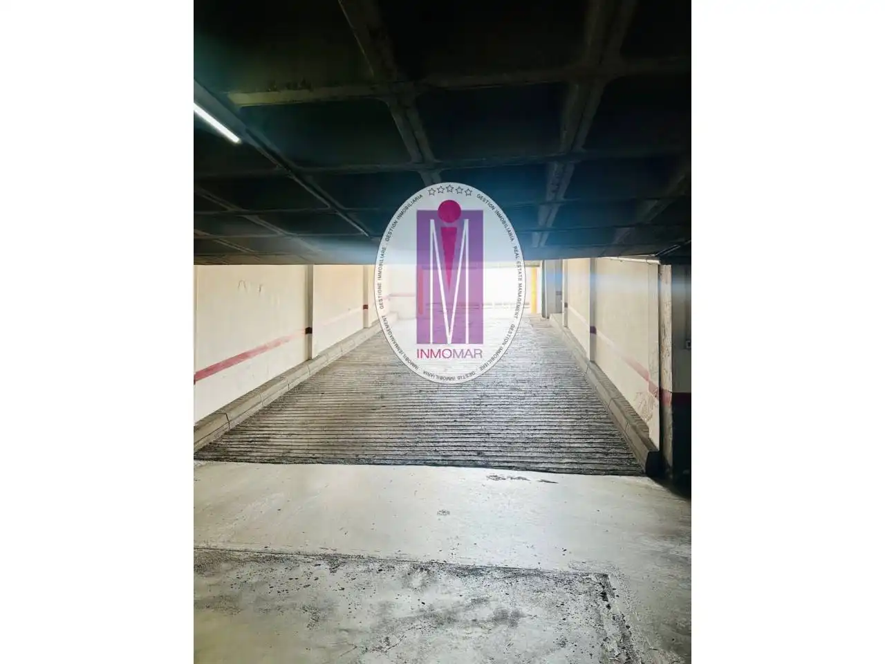 Garaje en venta en Castelldefels