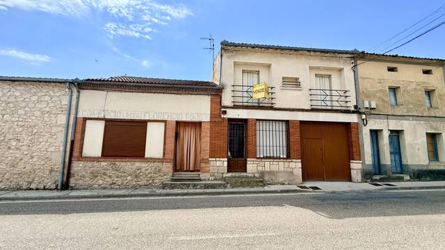 Casa-chalet en Venta en Olombrada