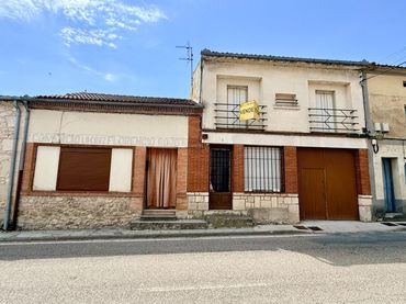 Maison avec balcon à vendre à Olombrada