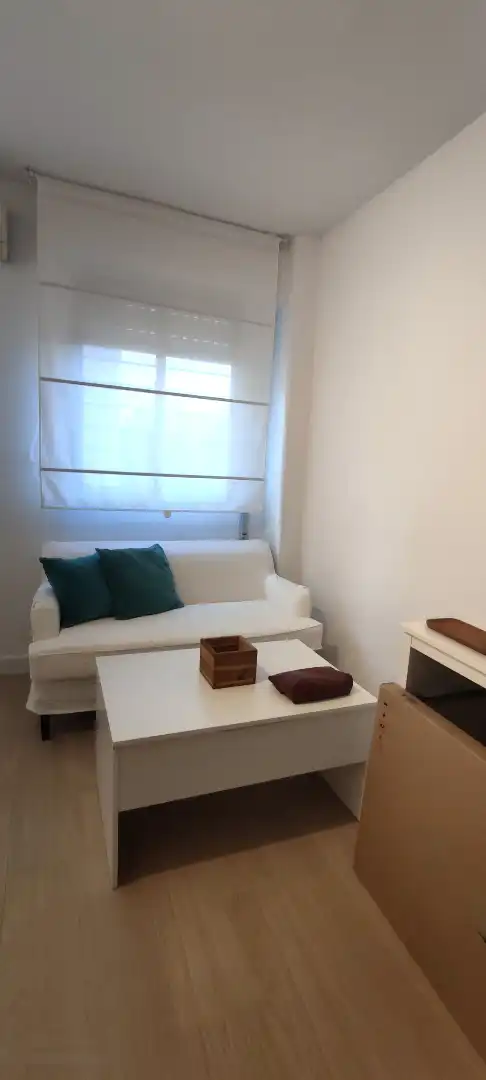 Estudio de alquiler en Sevilla, Sevilla