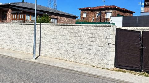 Parcela urbana completamente nivelada