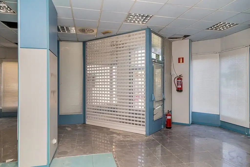Local comercial en venda a C/ Valle de Arán, imagen 13