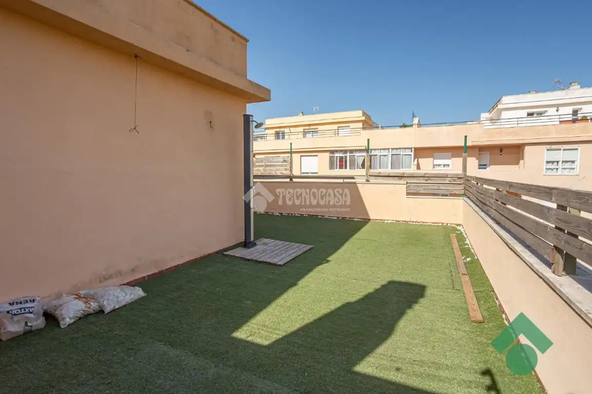 Terrace of Attic for sale in Algeciras  with Air Conditioner and Terrace