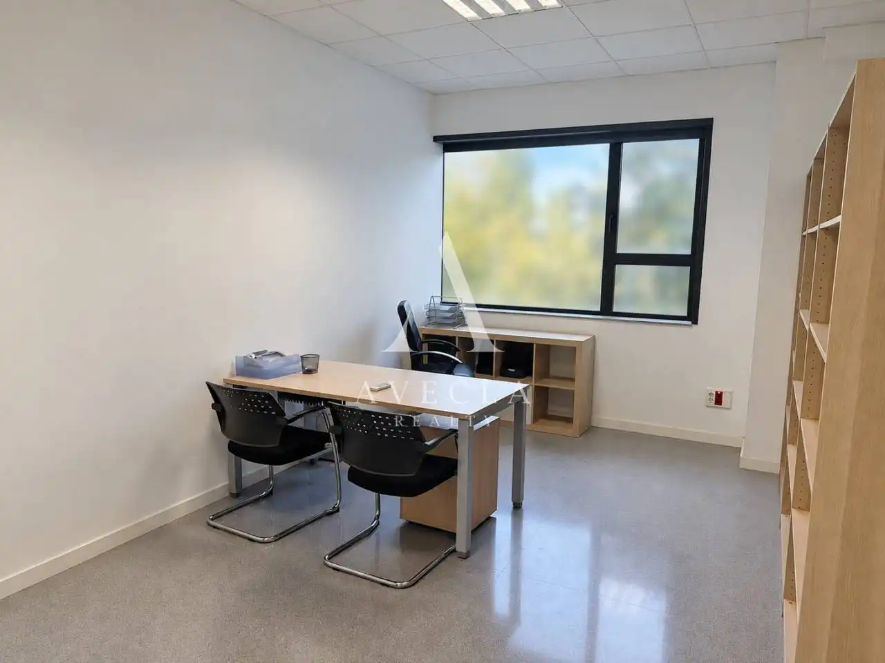 Nave industrial con ascensore in affitto a Calle Pintor Isidre Nonell 120, imagen 19