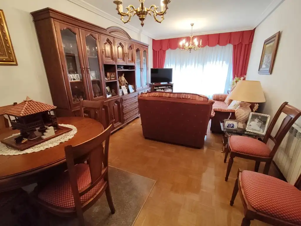 Wohnung mit Aufzug zum Verkauf in Calle Fernando Moran