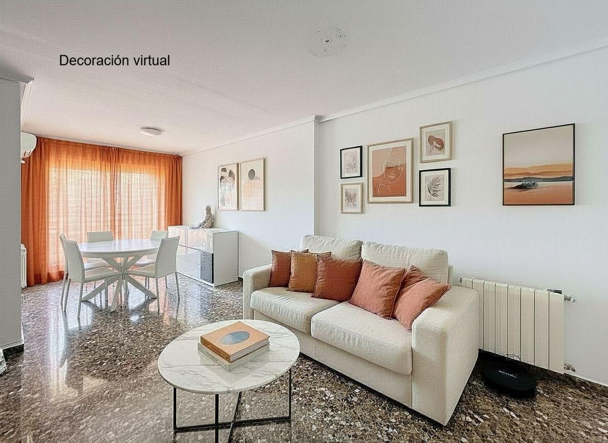 Living room of Apartment for sale in  Valencia Capital  with Terrace and Balcony