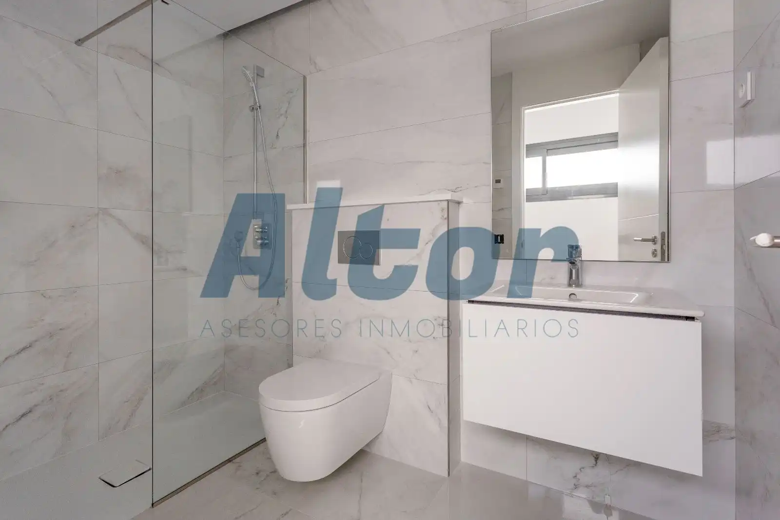 Maisonette zum Verkauf in Breton de Los Herreros, Ríos Rosas - Nuevos Ministerios