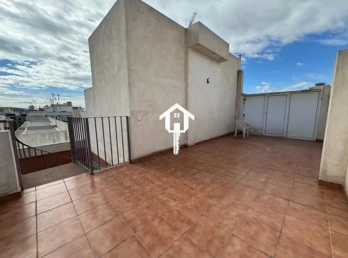 Terrassa de Àtic en venda en Alicante / Alacant amb Calefacció, Terrassa i Moblat