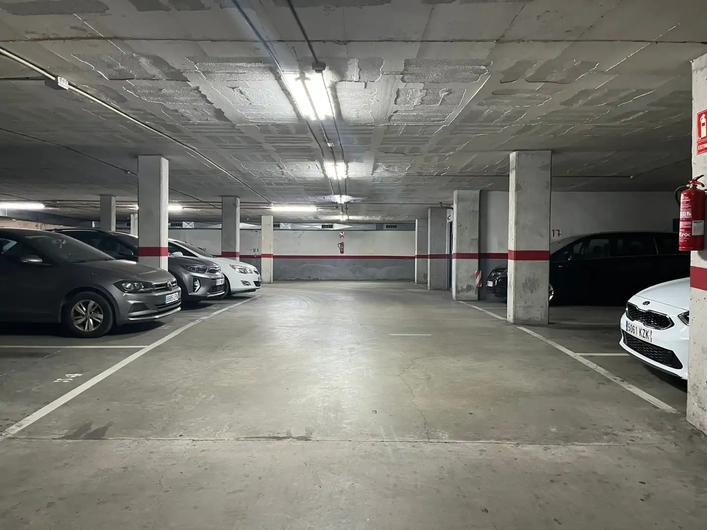 Parking of Flat for sale in Sabadell  with Air Conditioner, Heating and Private garden