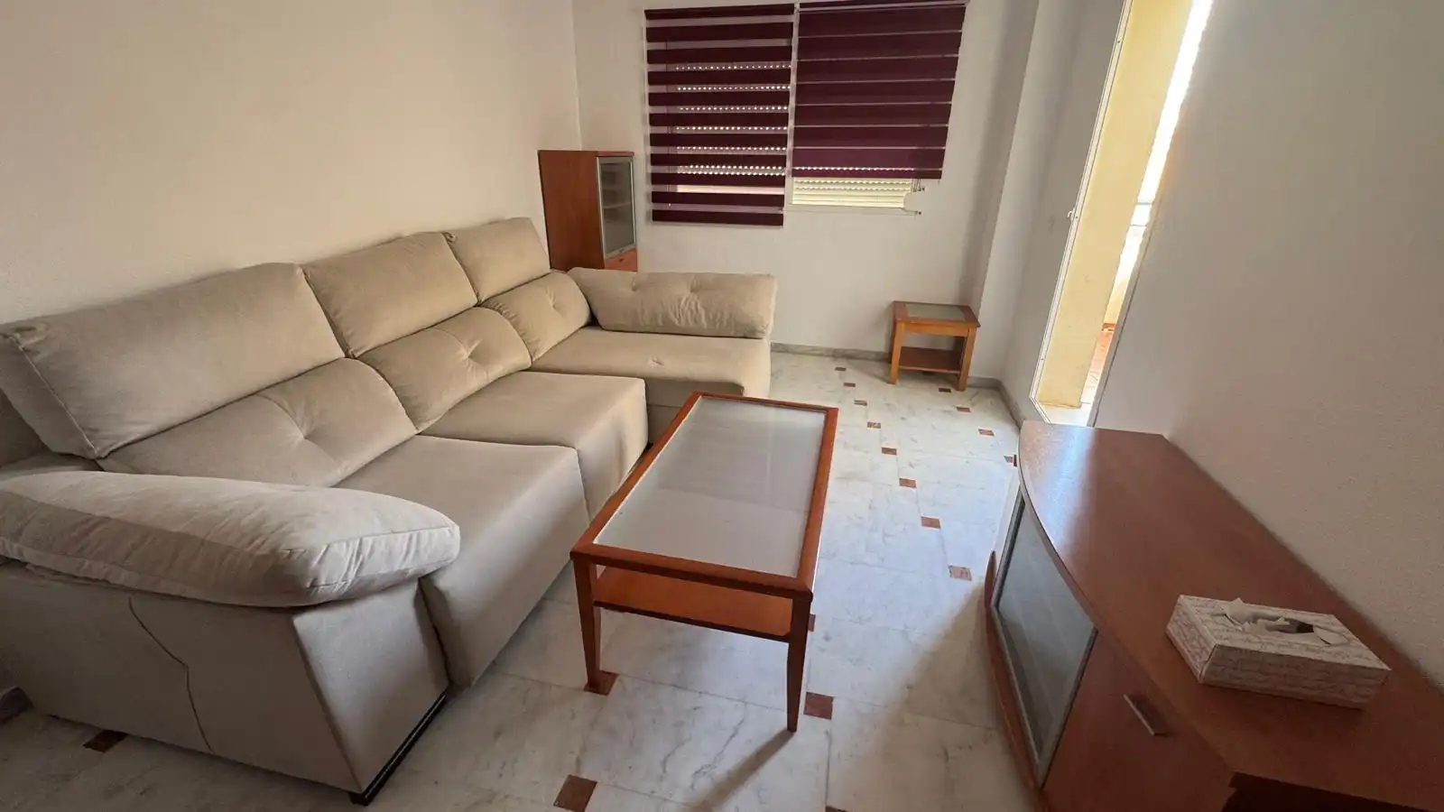 Sala d'estar de Àtic de lloguer en Rincón de la Victoria amb Terrassa, Moblat i Piscina comunitària