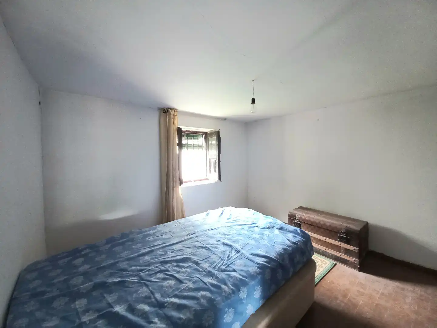 Habitación de Finca rústica en venta en Covarrubias con Jardín privado y Trastero