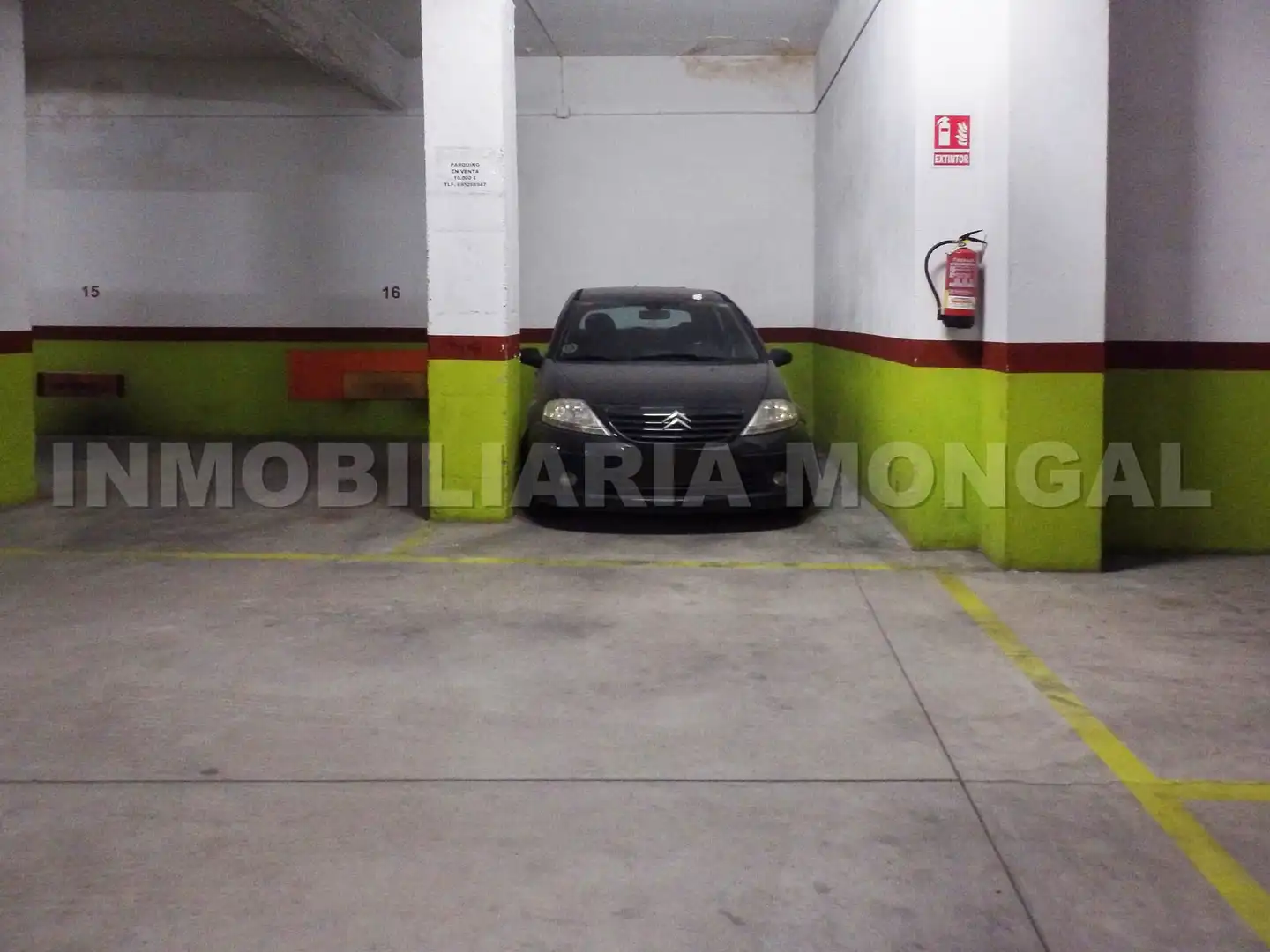 Einzelparkplatz zum Verkauf in Carrer de l'Abat Escarré, imagen 3