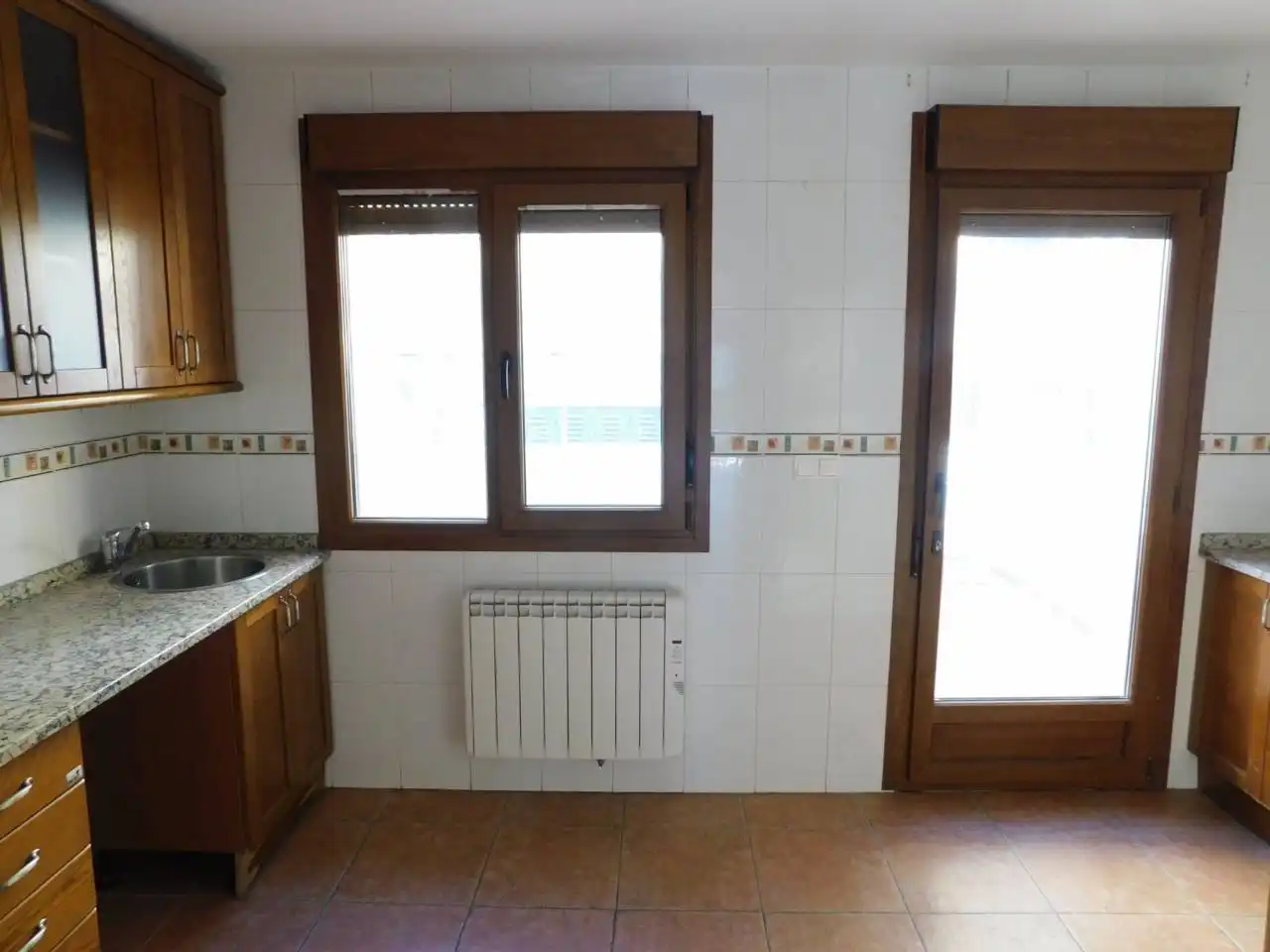 Cocina de Casa o chalet en venta en Robledillo de la Jara con Calefacción, Jardín privado y Terraza