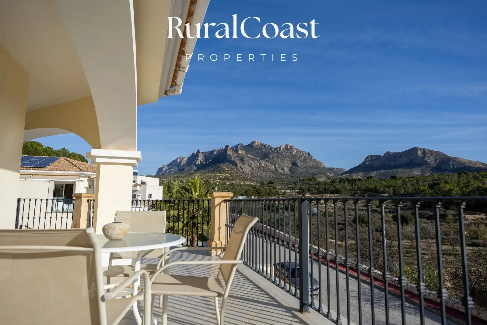 Vista exterior de Casa o chalet en venta en Busot con Aire acondicionado, Calefacción y Terraza