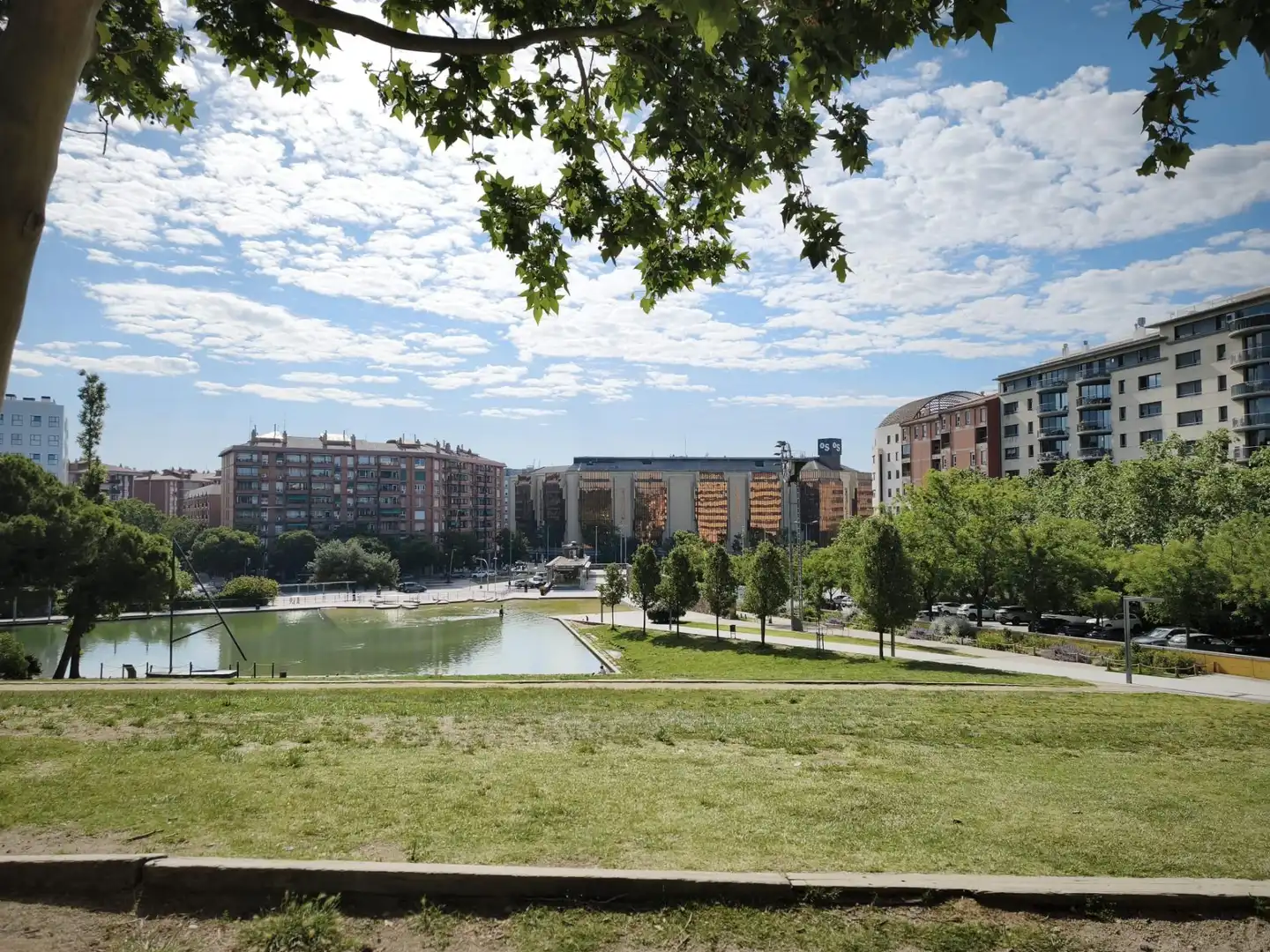 Exterior view of Houses for sale in Sabadell  with Air Conditioner, Parquet flooring and Terrace