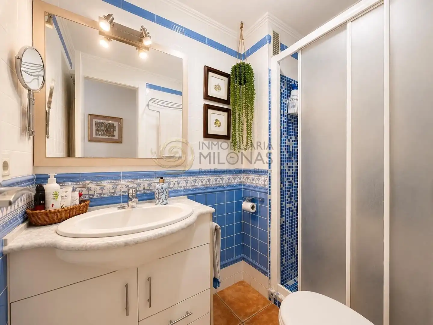 Bany de Apartament en venda en Benidorm amb Moblat