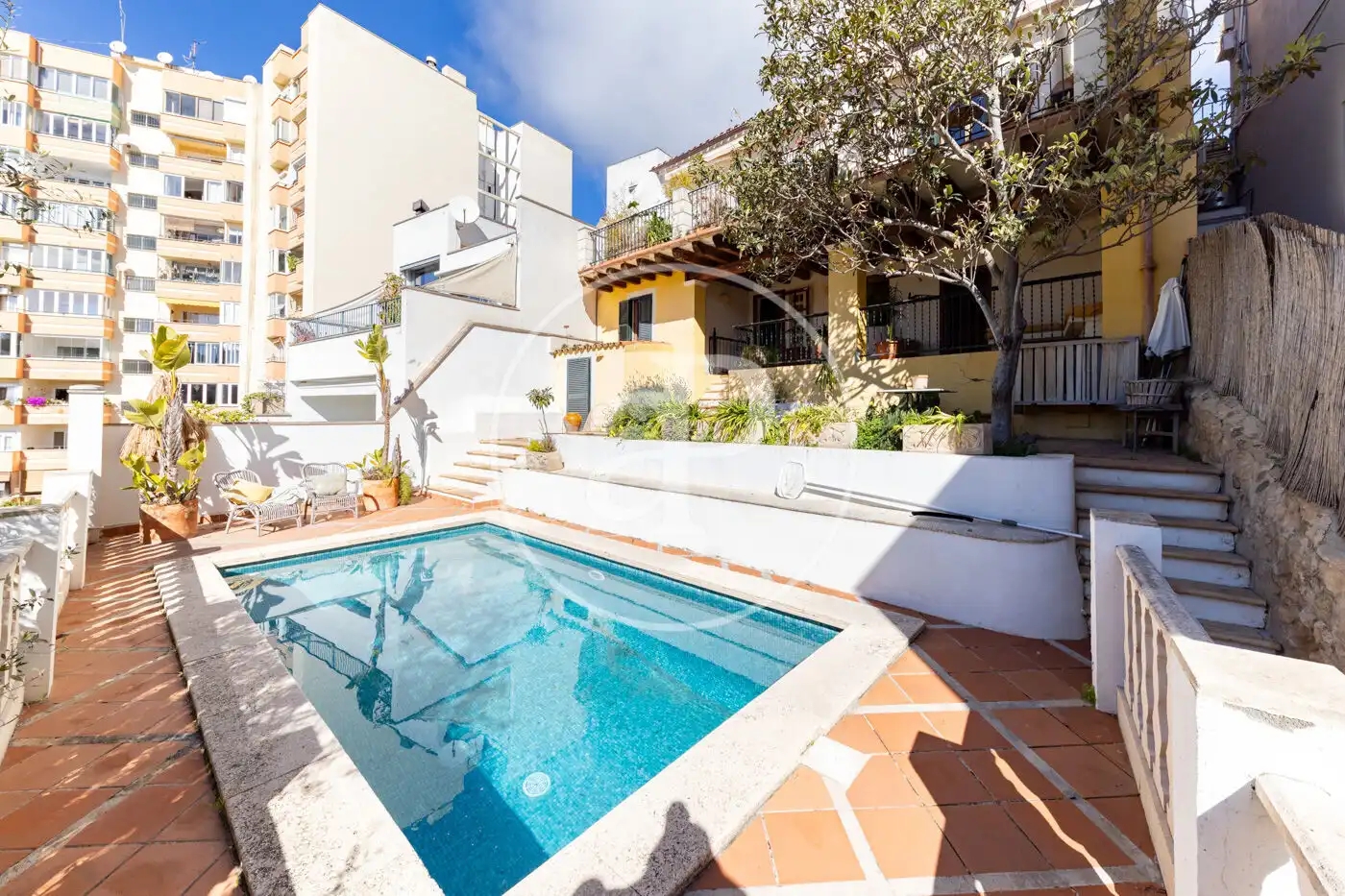 Vista exterior de Casa o xalet en venda en  Palma de Mallorca amb Terrassa i Piscina