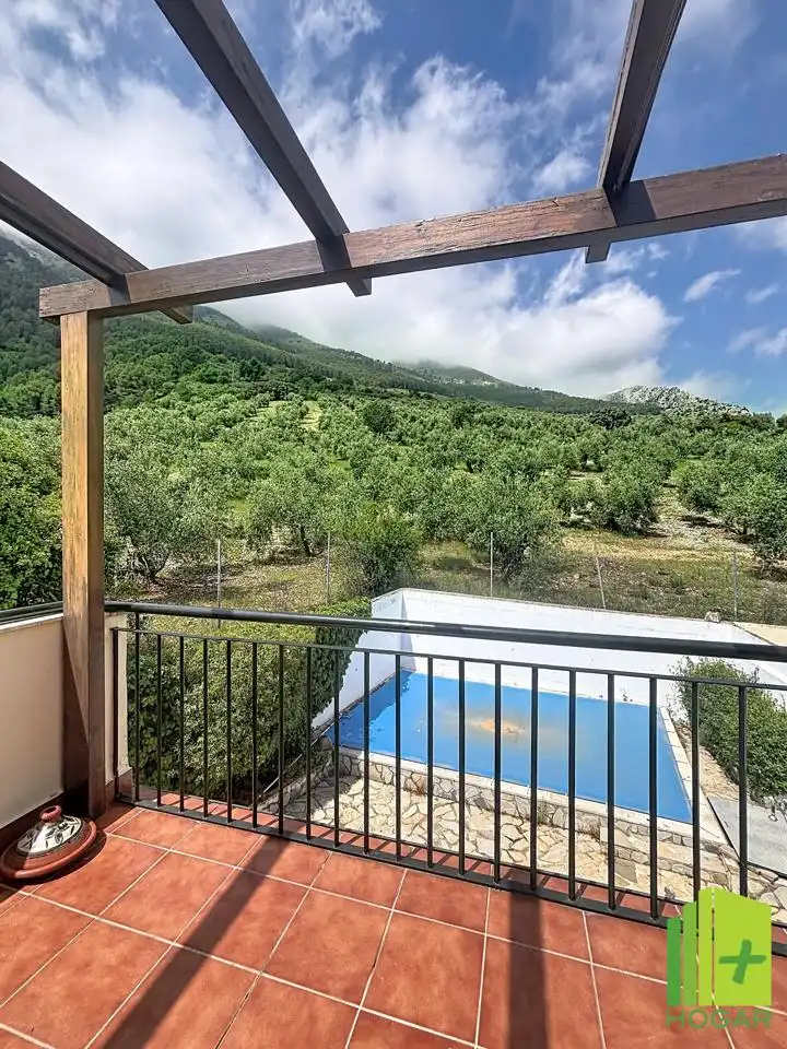 Terraza de Casa adosada en venta en Jaén con Aire acondicionado, Jardín privado y Terraza