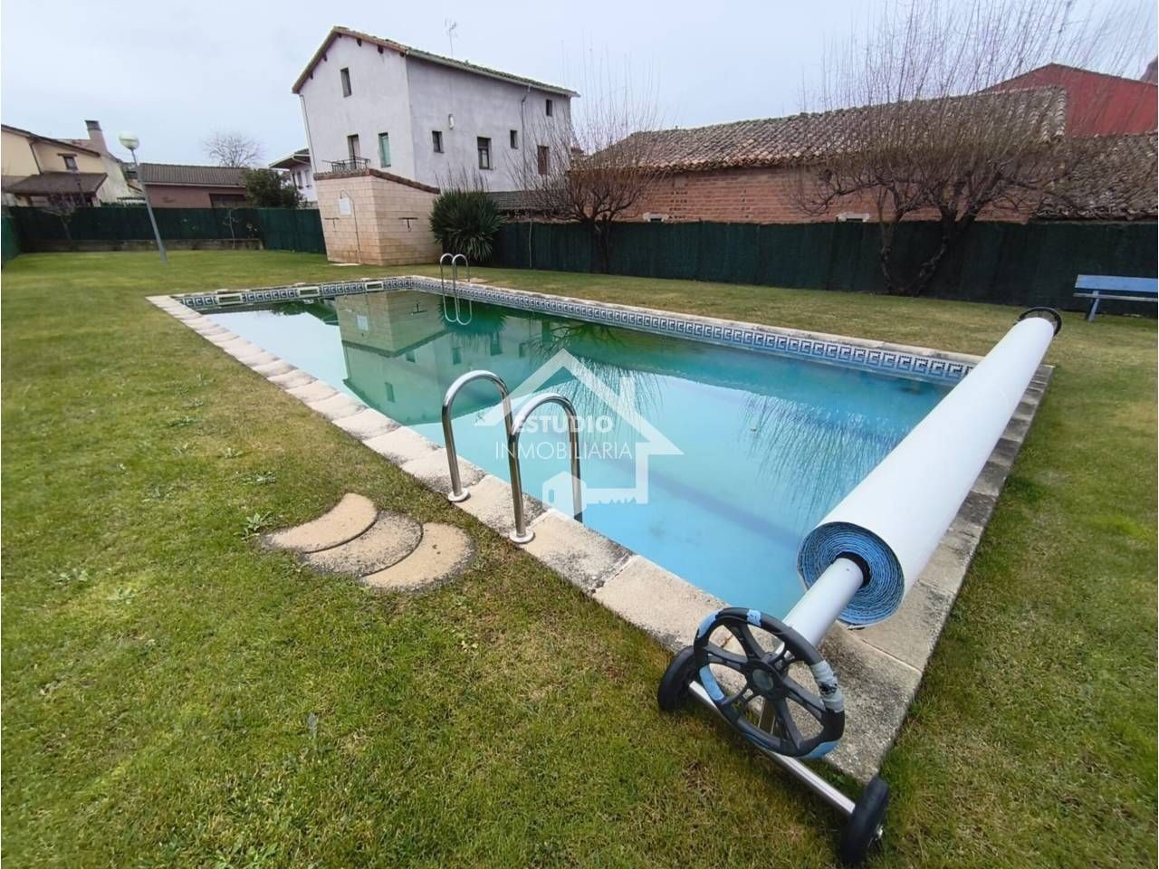 Swimming pool of Single-family semi-detached for sale in Canillas de Río Tuerto  with Heating, Private garden and Terrace